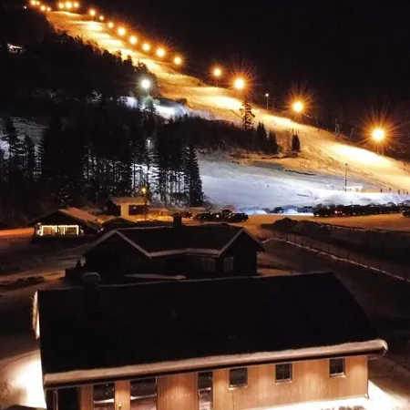 Mountain Semesterbostad *